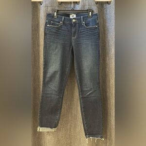 Jeans Paige Women 28 size. Verdugo Ankle. Distressed color. Destroyed hem.